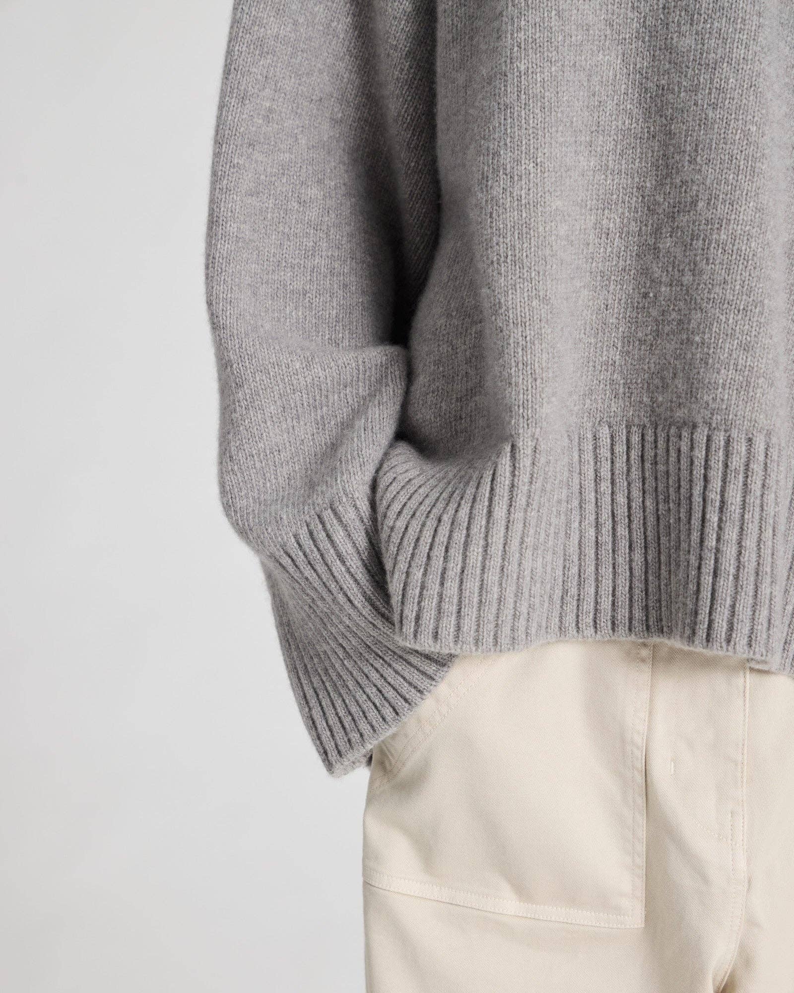 Maglione Vigga in lana d’agnello grigio melange