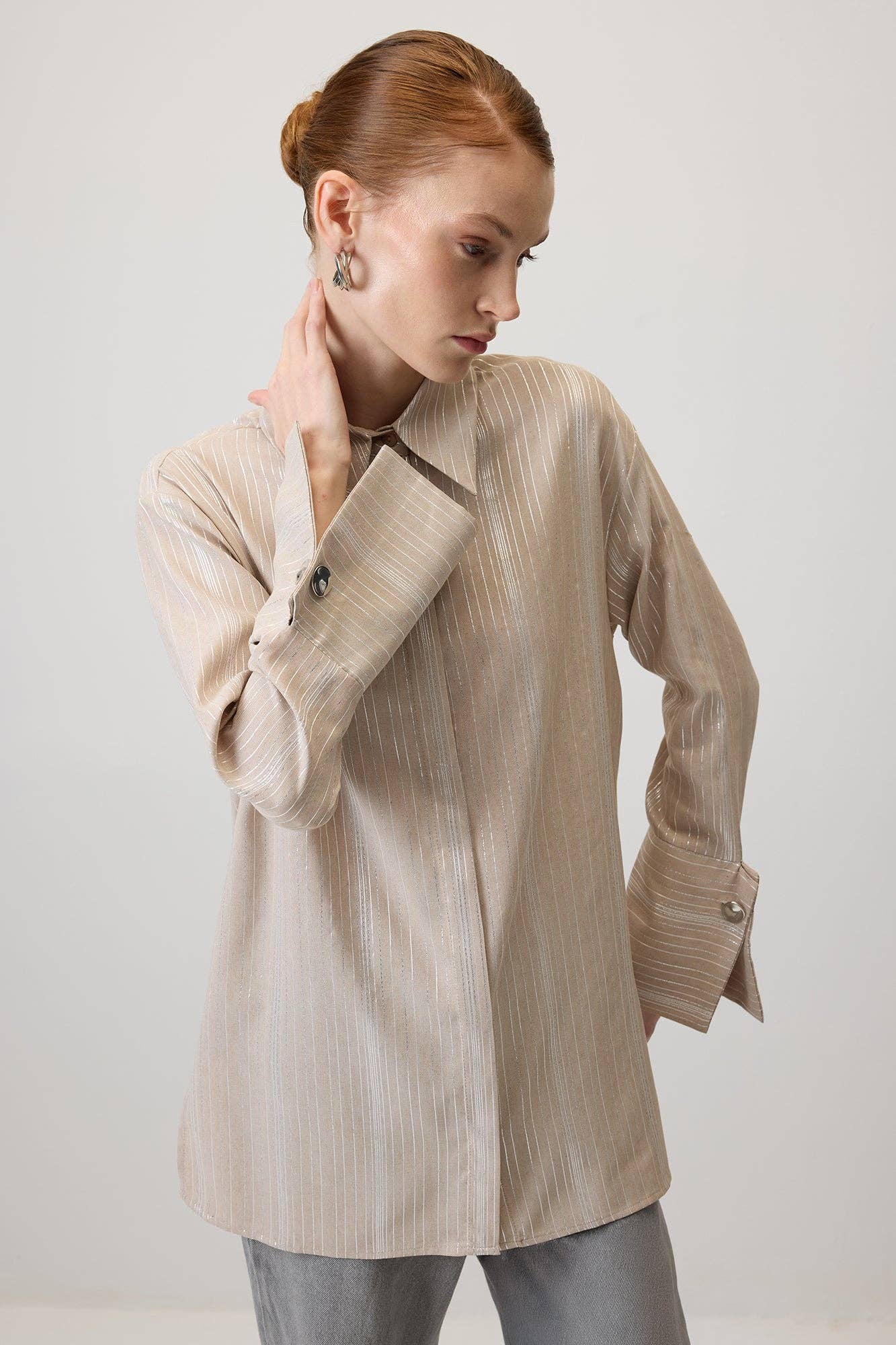Camicia in viscosa a righe glitter crema