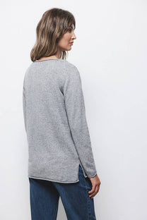 Maglione in maglia rasata con scollo a V