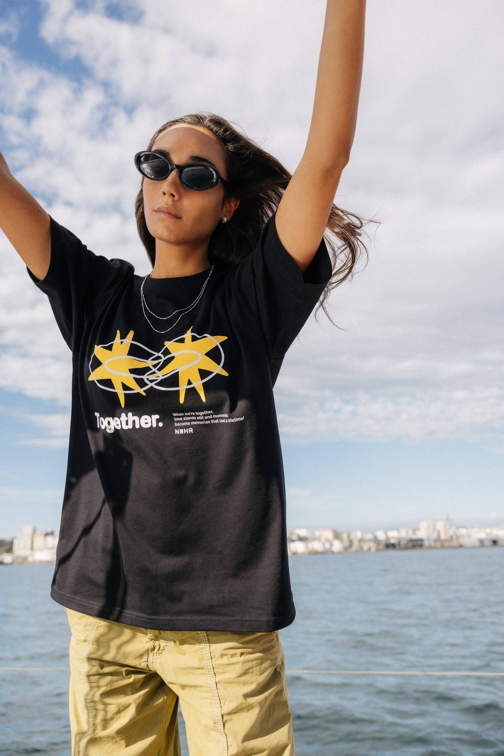 T-shirt nera oversize con stampa Star in cotone biologico