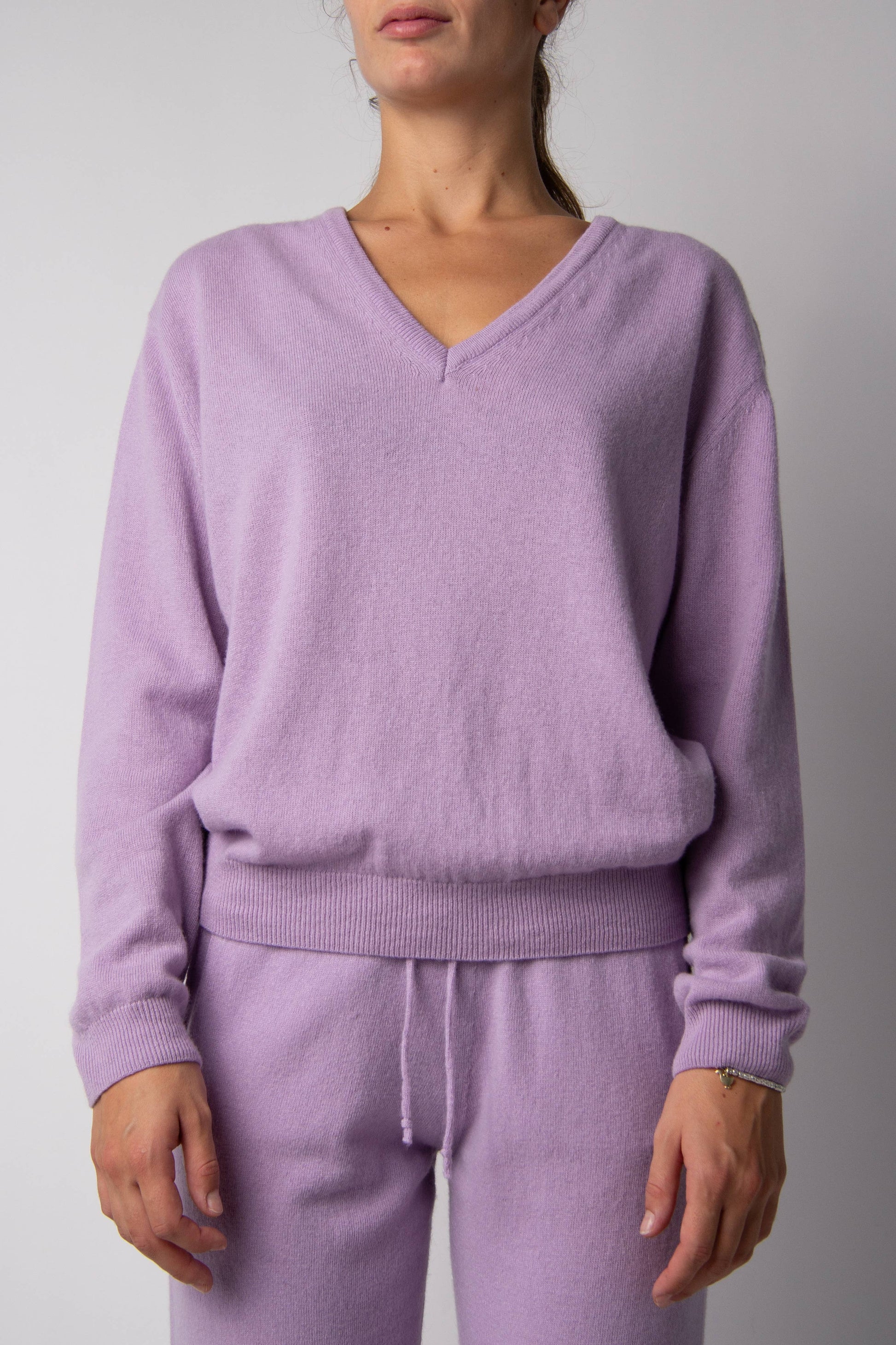 Maglione scollo a V in misto cashmere