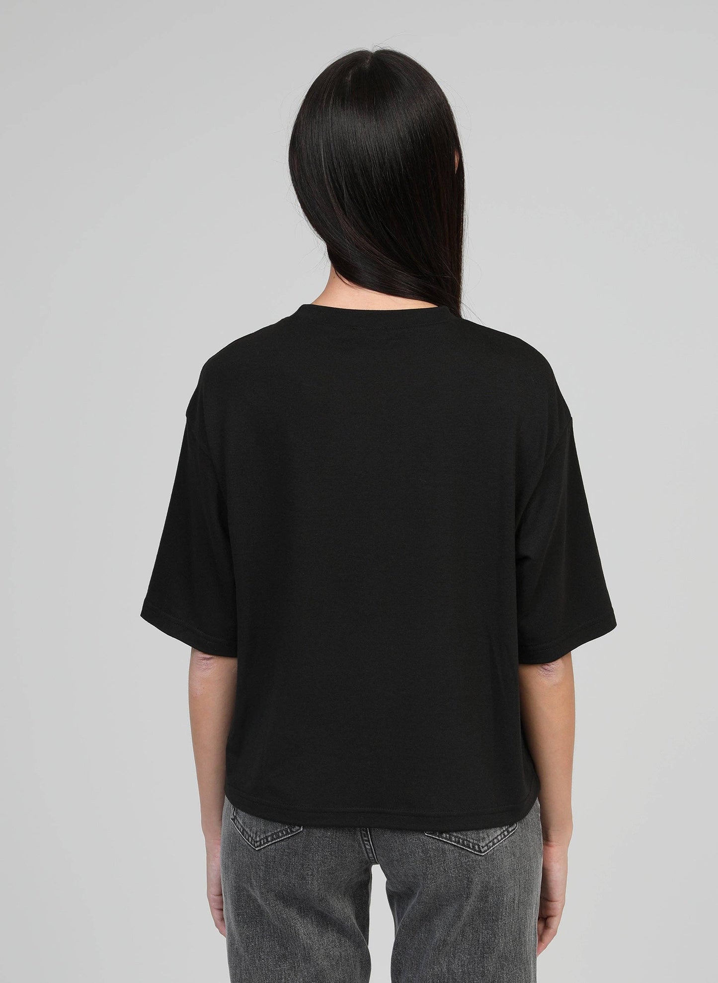 T-shirt Amarina nera con strass
