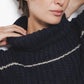 Maglione a righe in maglia con collo morbido