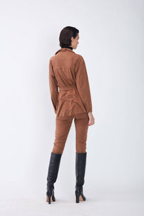 Blusa effetto camoscio con cintura
