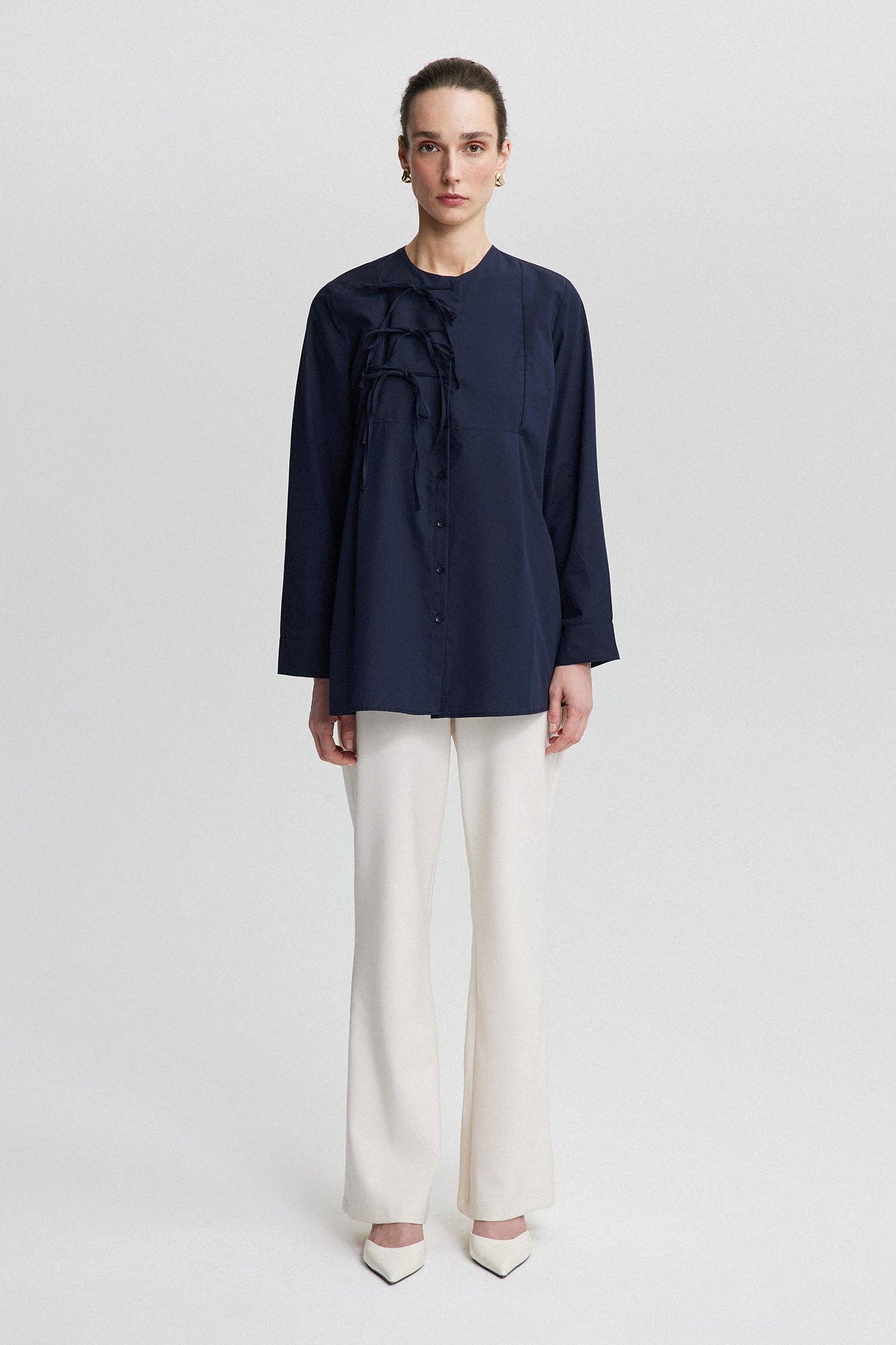 Camicia in popeline con dettaglio a nastro