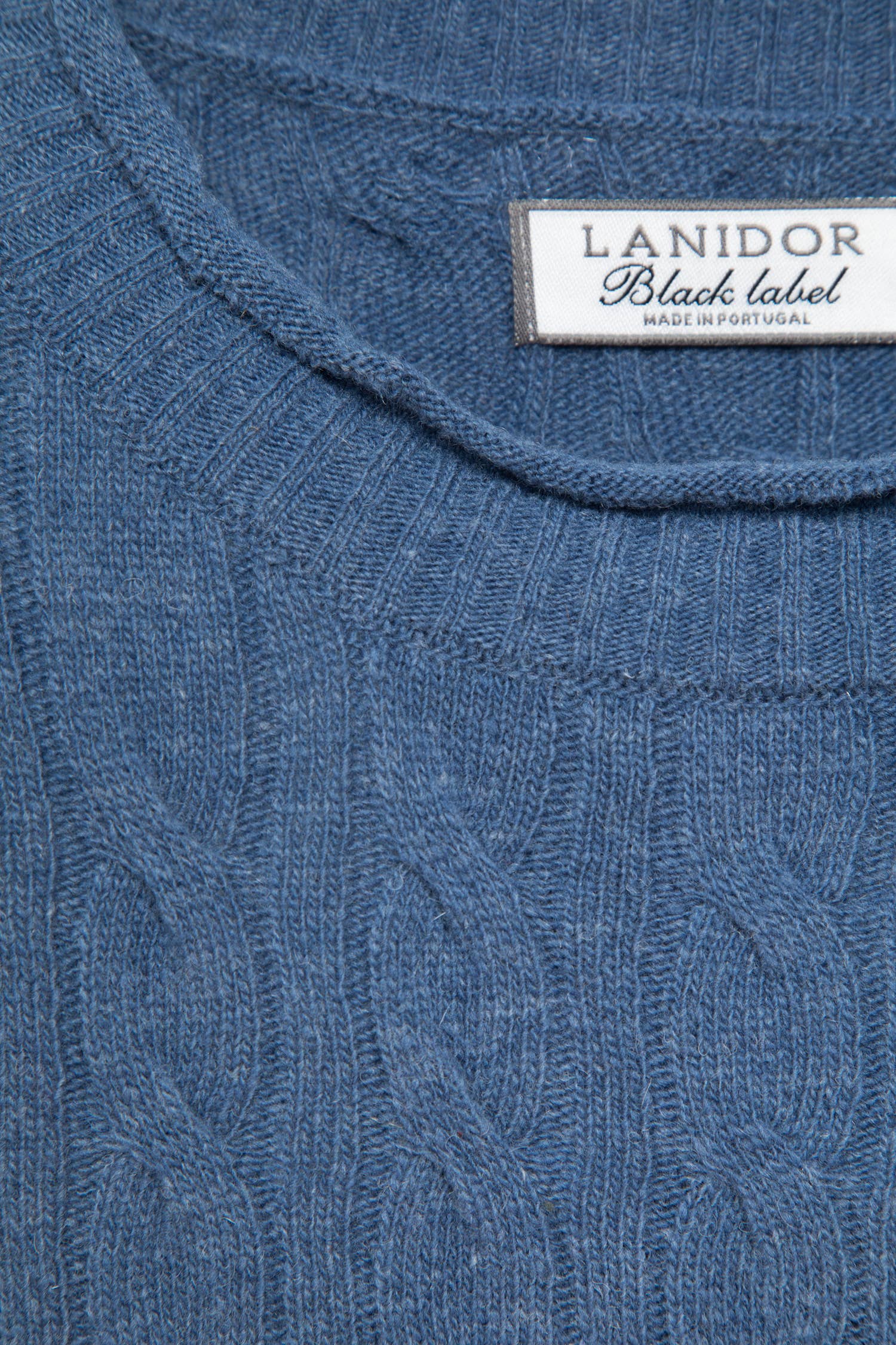 Maglione a maglia strutturata con trecce