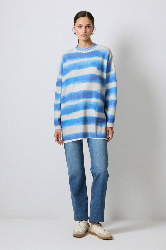 Maglione oversize a righe morbido blu