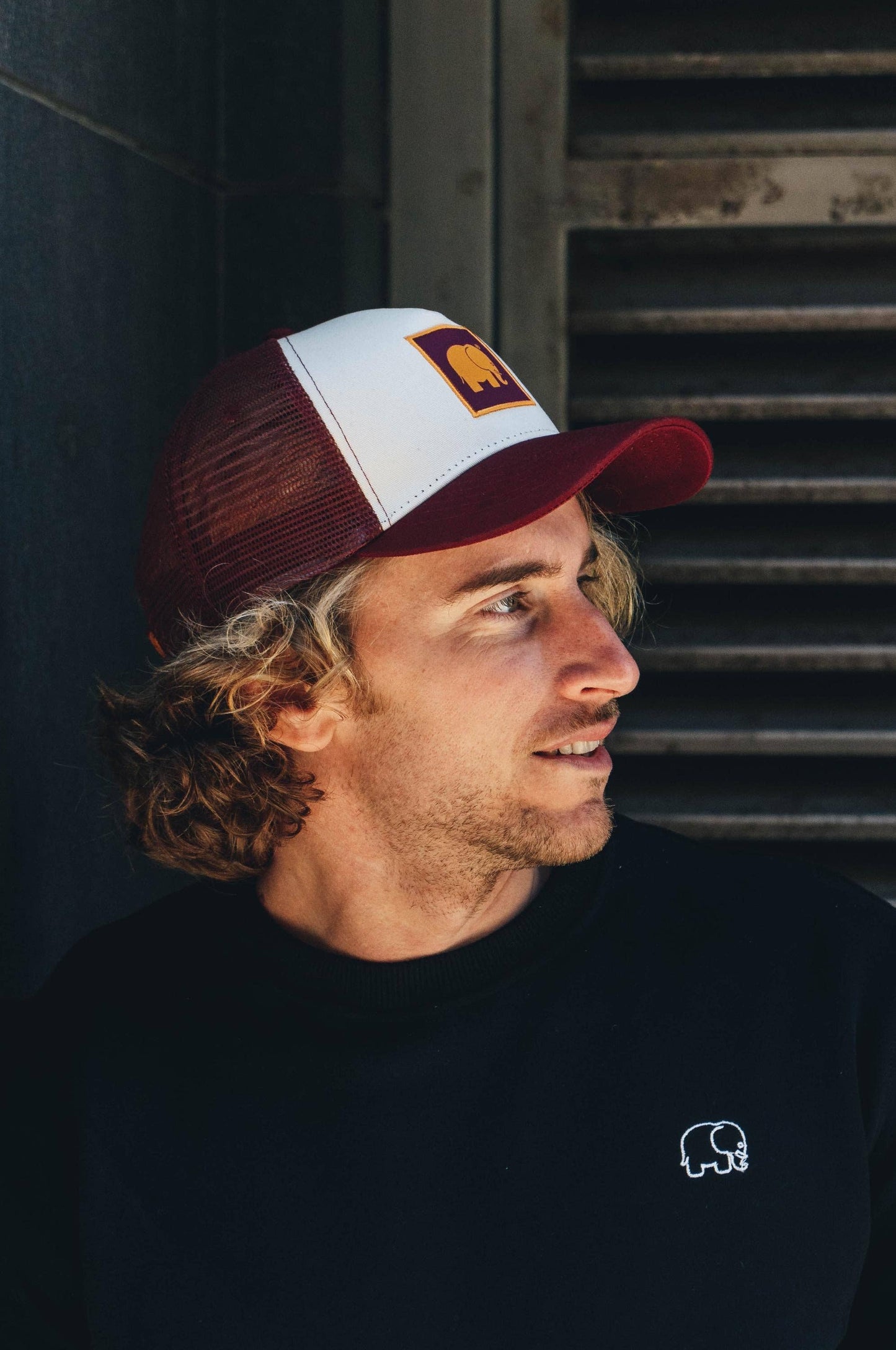 Cappellino trucker classico bordeaux