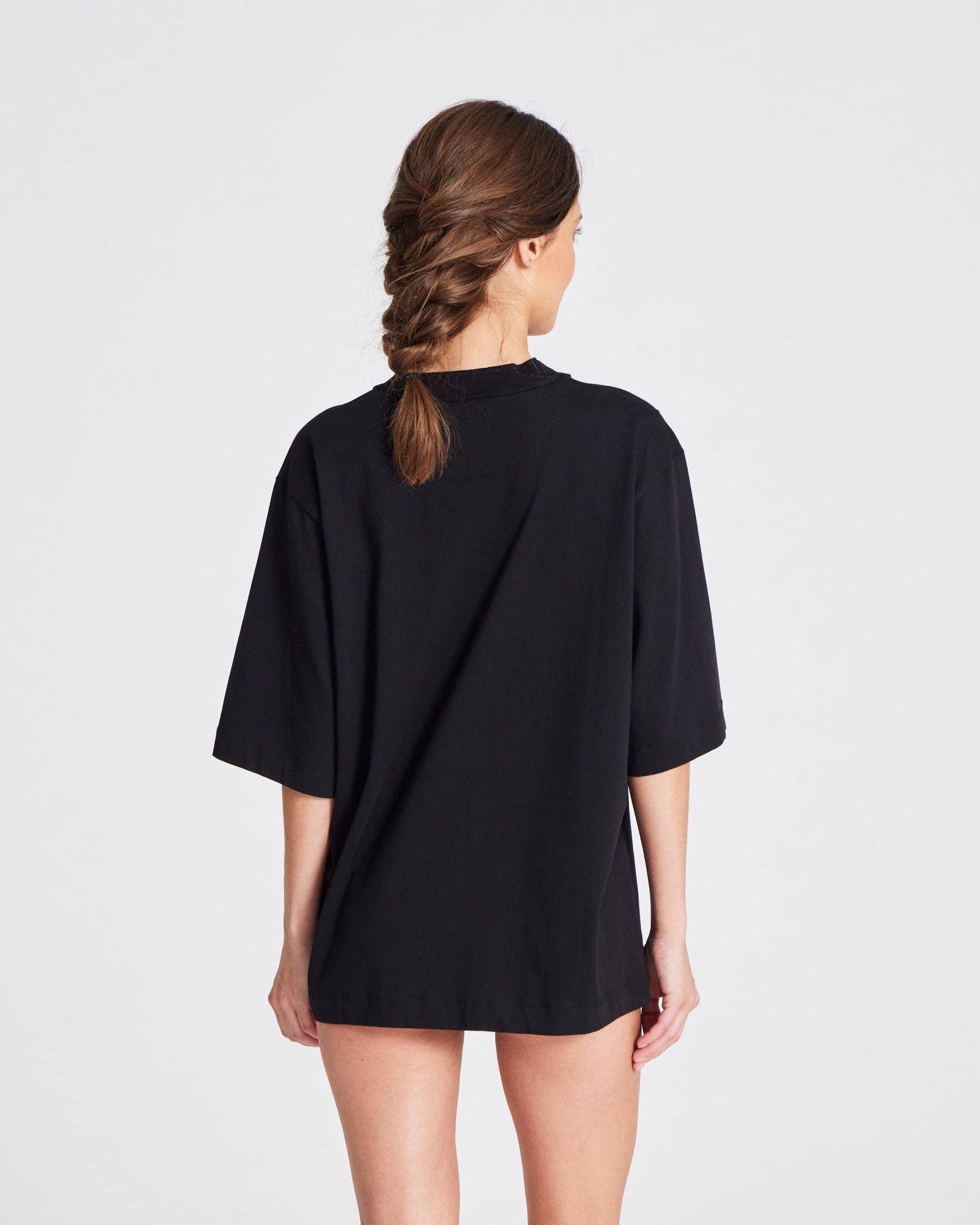 T-shirt oversize Maya in cotone biologico nera