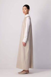 Abito lungo smanicato con zip frontale