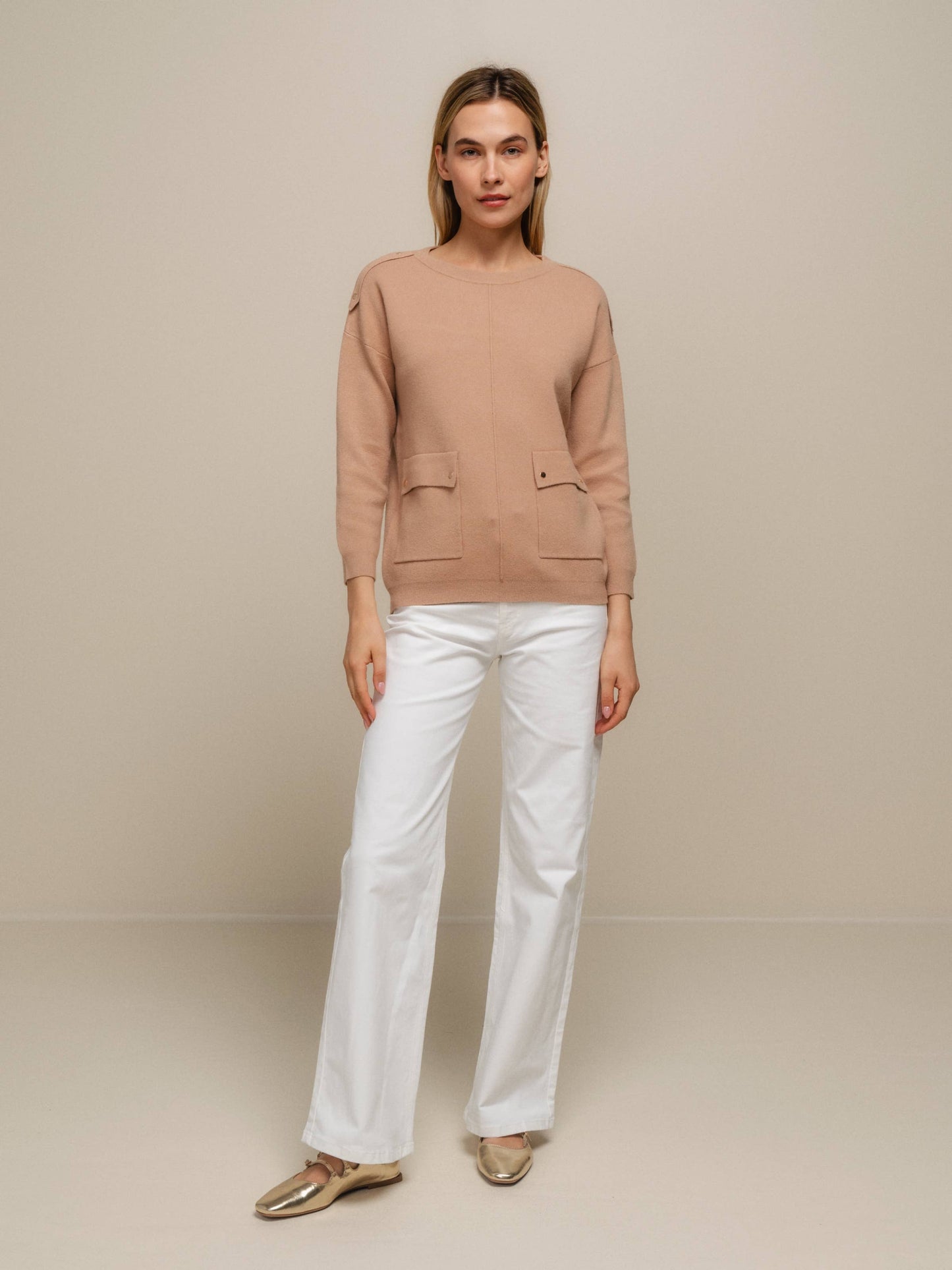 Maglione donna in maglia con tasche applicate