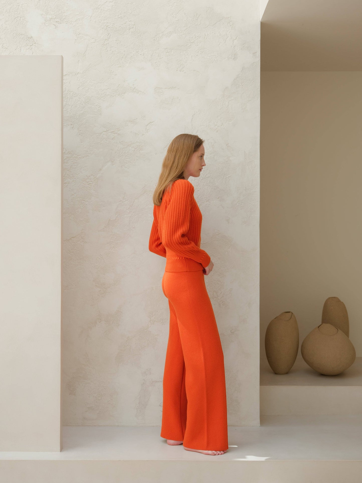 Maglione corto girocollo in misto cashmere con maniche raglan