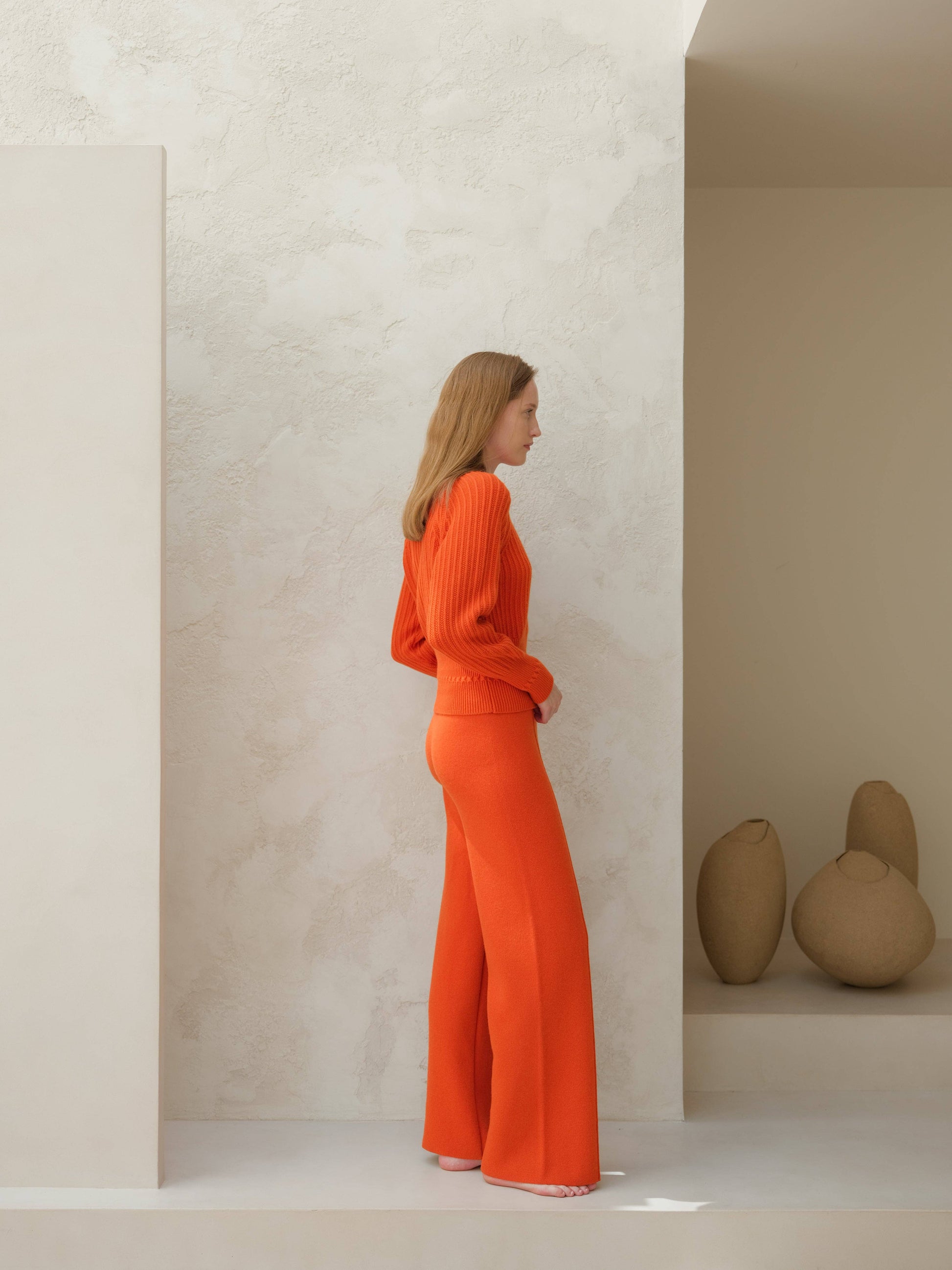 Maglione corto girocollo in misto cashmere con maniche raglan