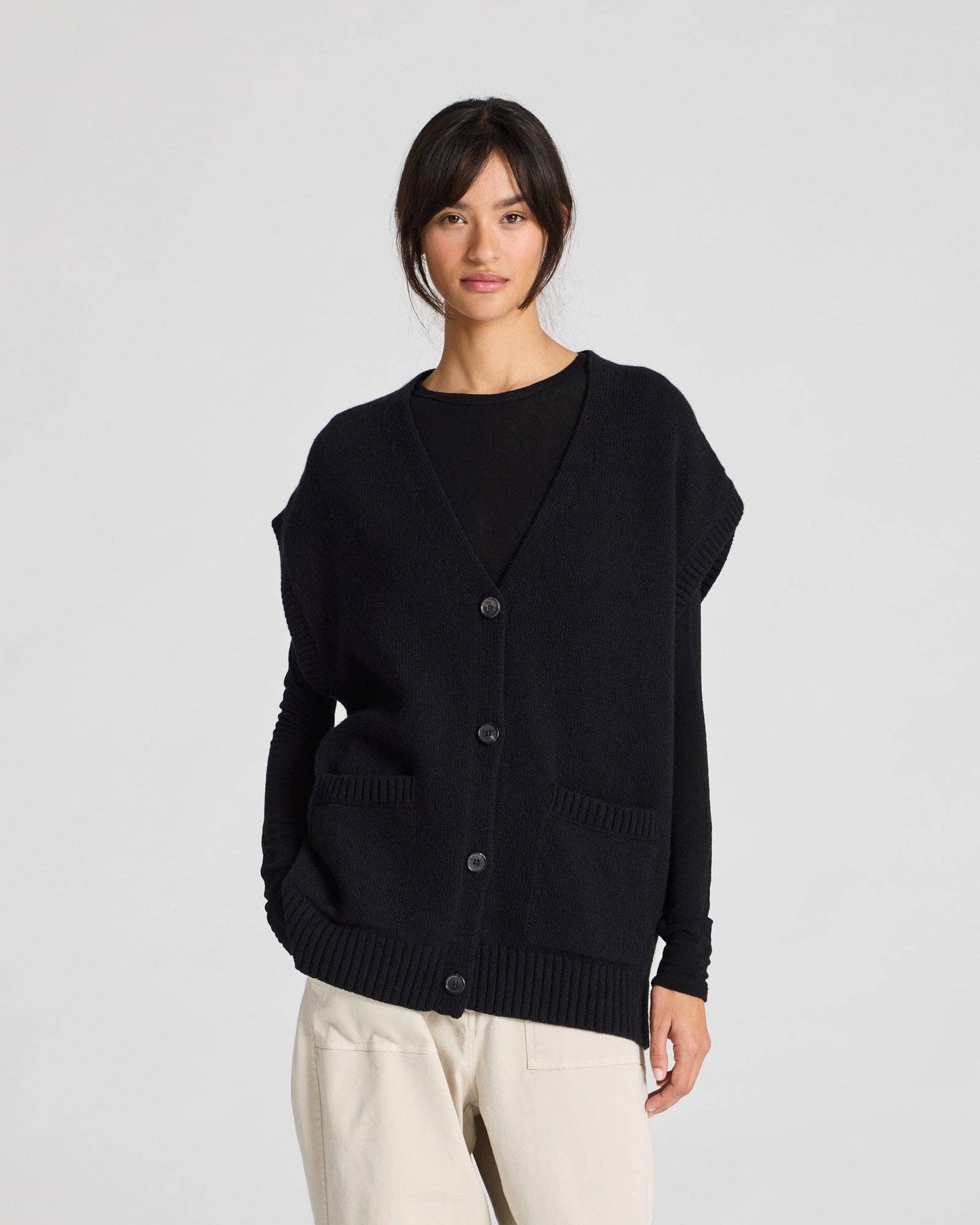 Gilet Thea in lana d’agnello nero