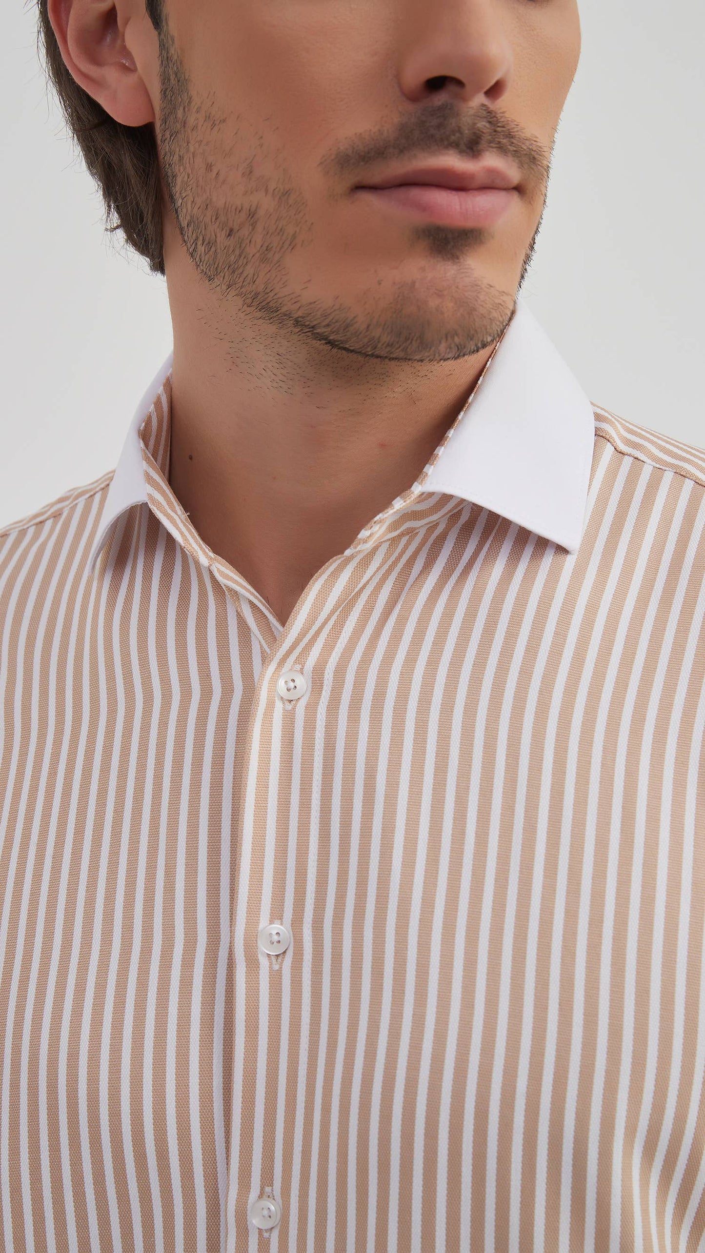 Camicia comfort a righe beige