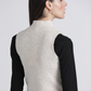 Gilet in maglia a trecce con collo alto