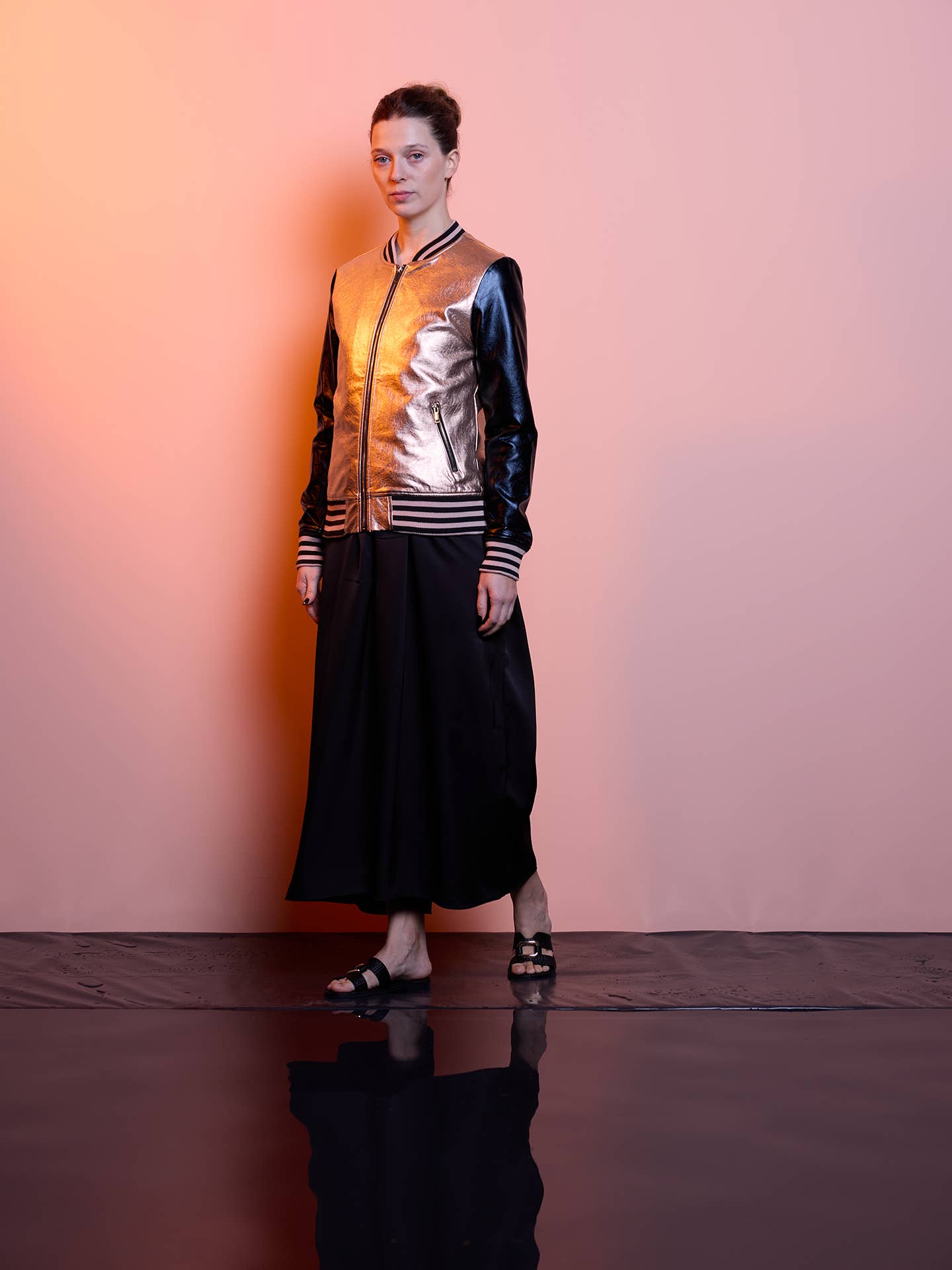 Giacca varsity da donna in PU metallizzato