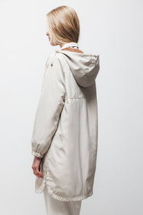 Parka lungo con cappuccio e tasche