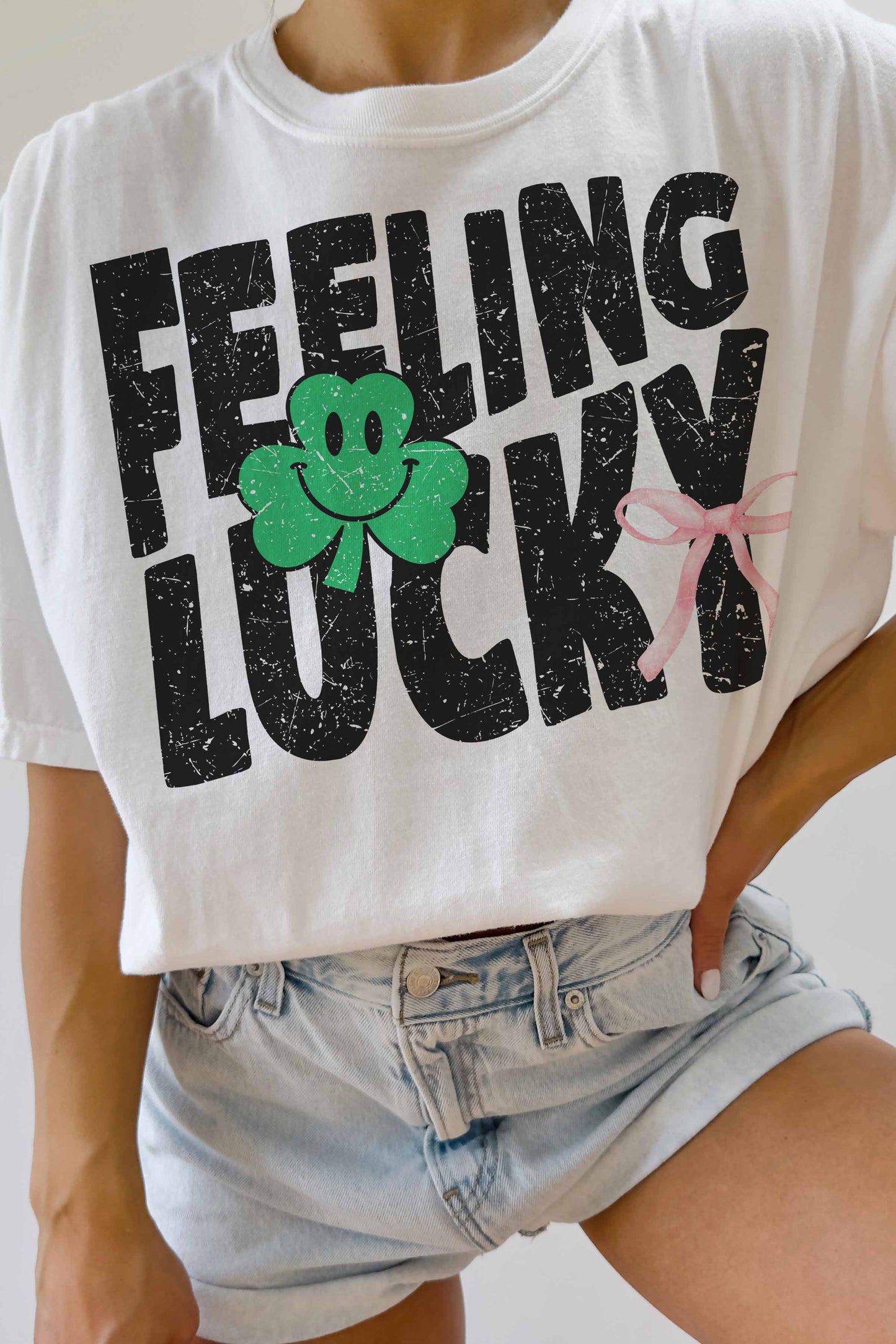 T-shirt oversize grafica "Feeling Lucky"