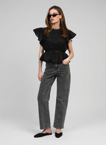 Blusa nera Salek con volant
