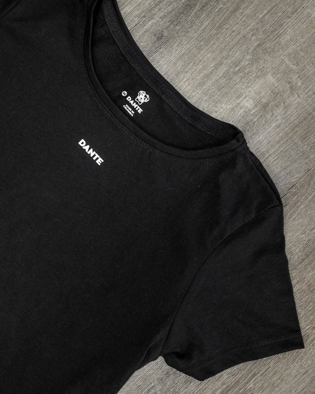 Top corto nero antimacchia in lycra