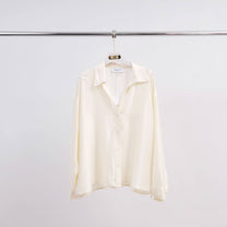 Camicia satinata in viscosa e seta