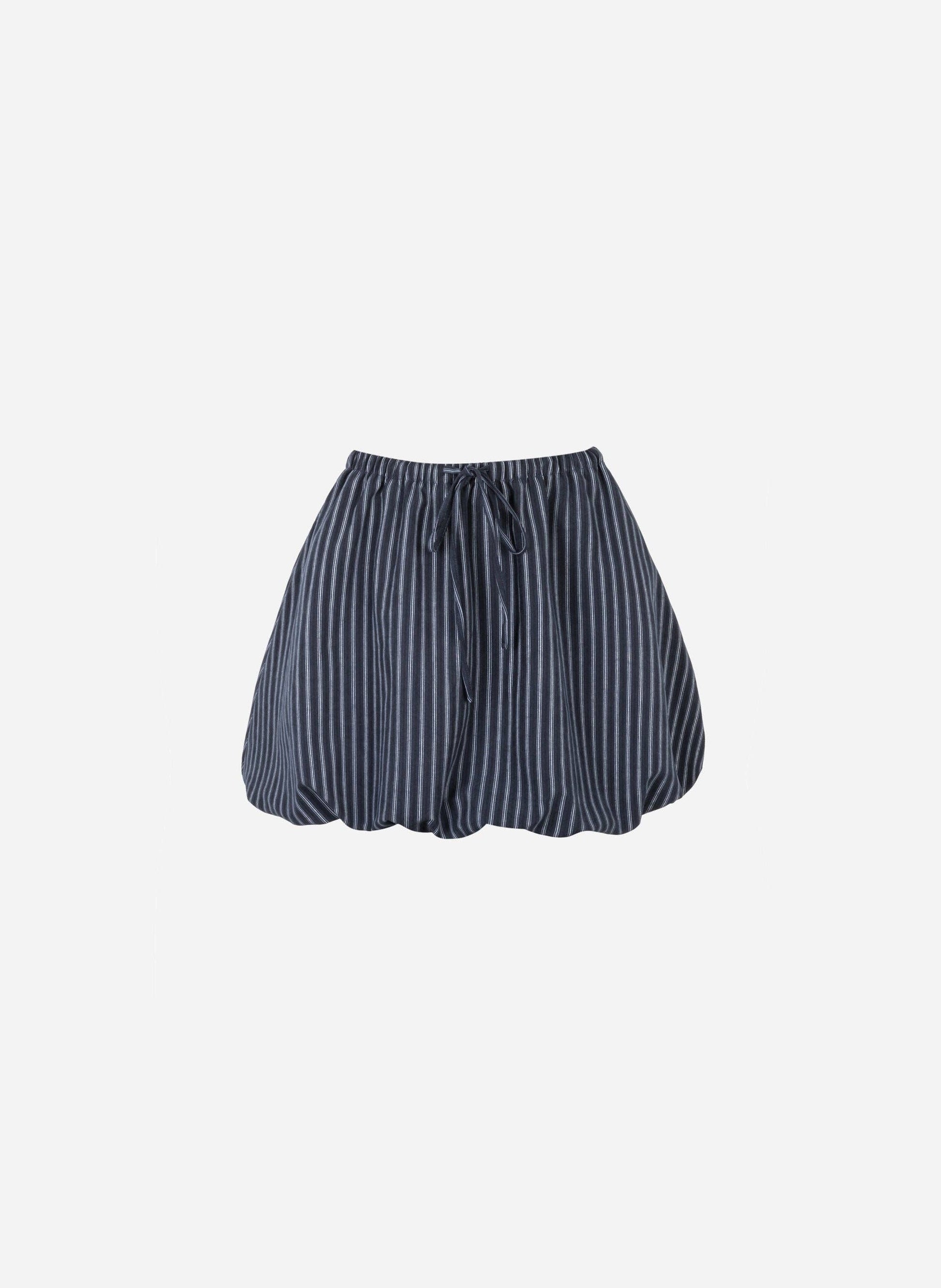 Gonna corta blu marino a righe con vita alta e fiocco