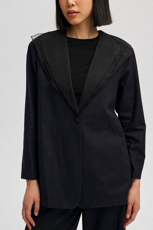 Giacca in lino con colletto in organza