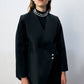 Completo donna nero con blazer asimmetrico e pantaloni a gamba larga