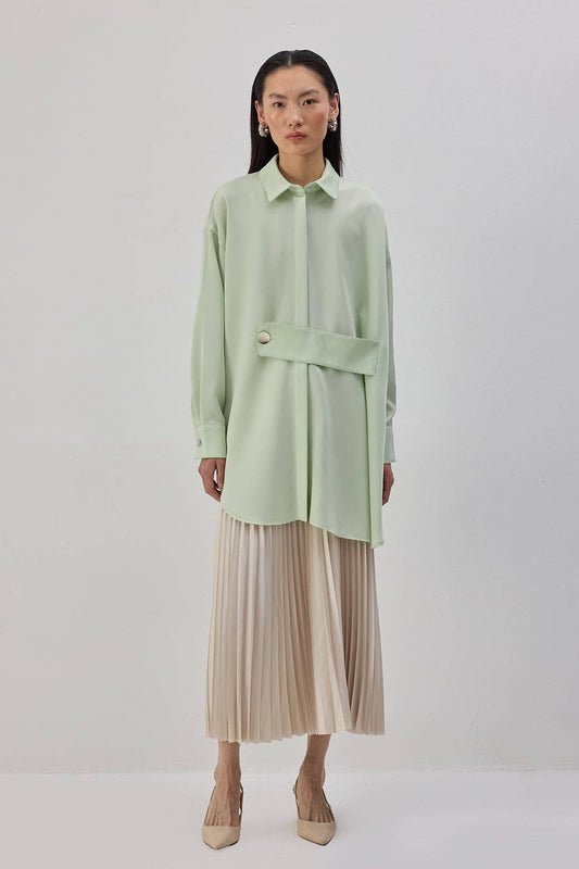 Camicia oversize in raso con fascia