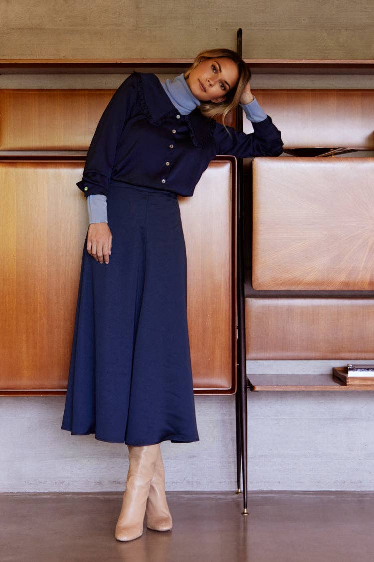 Camicetta oversize Nuda con maxi colletto