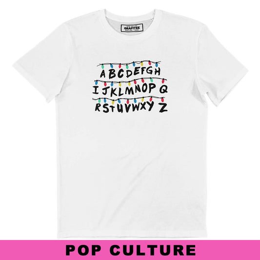 T-shirt unisex Alphabet Wall con grafica Stranger Things