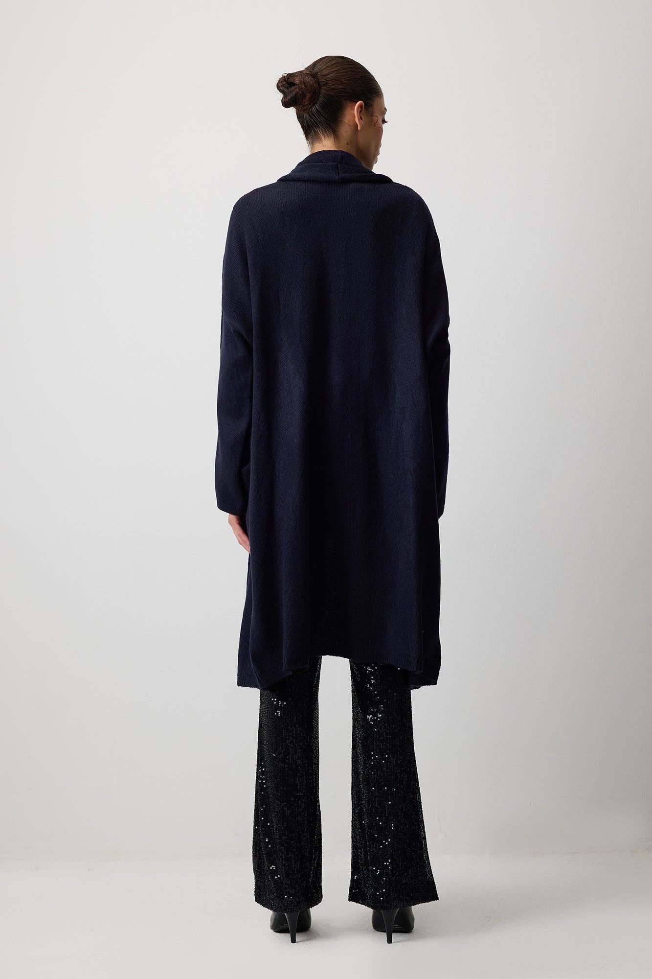 Cardigan oversize in maglia con tasche