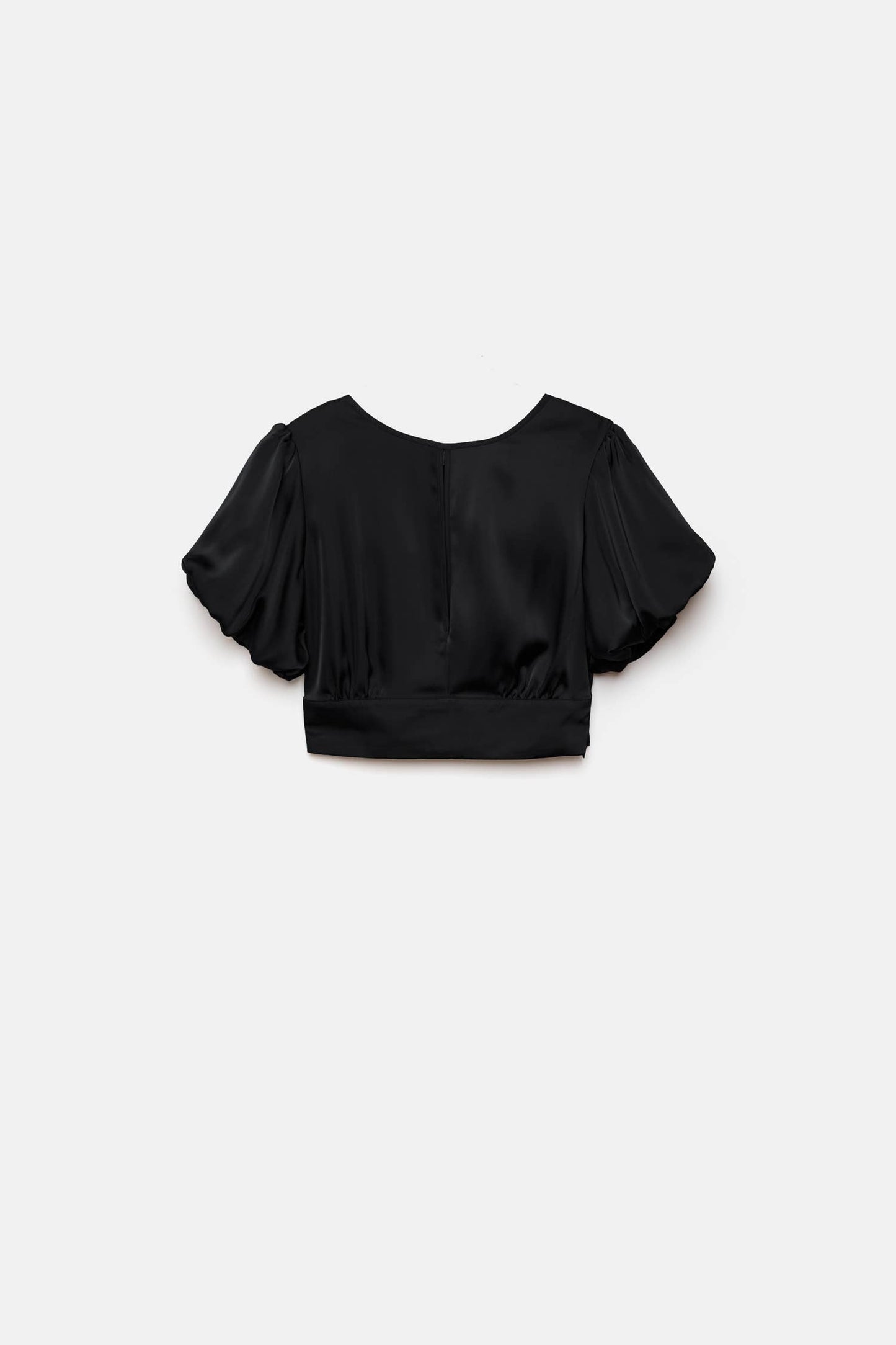 Top crop con maniche a palloncino e fiocco sul retro